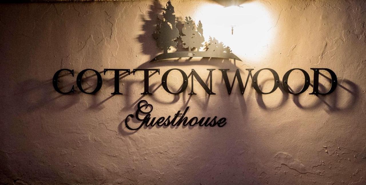 Cottonwood Guesthouse Oasis Блоемфонтейн Екстериор снимка