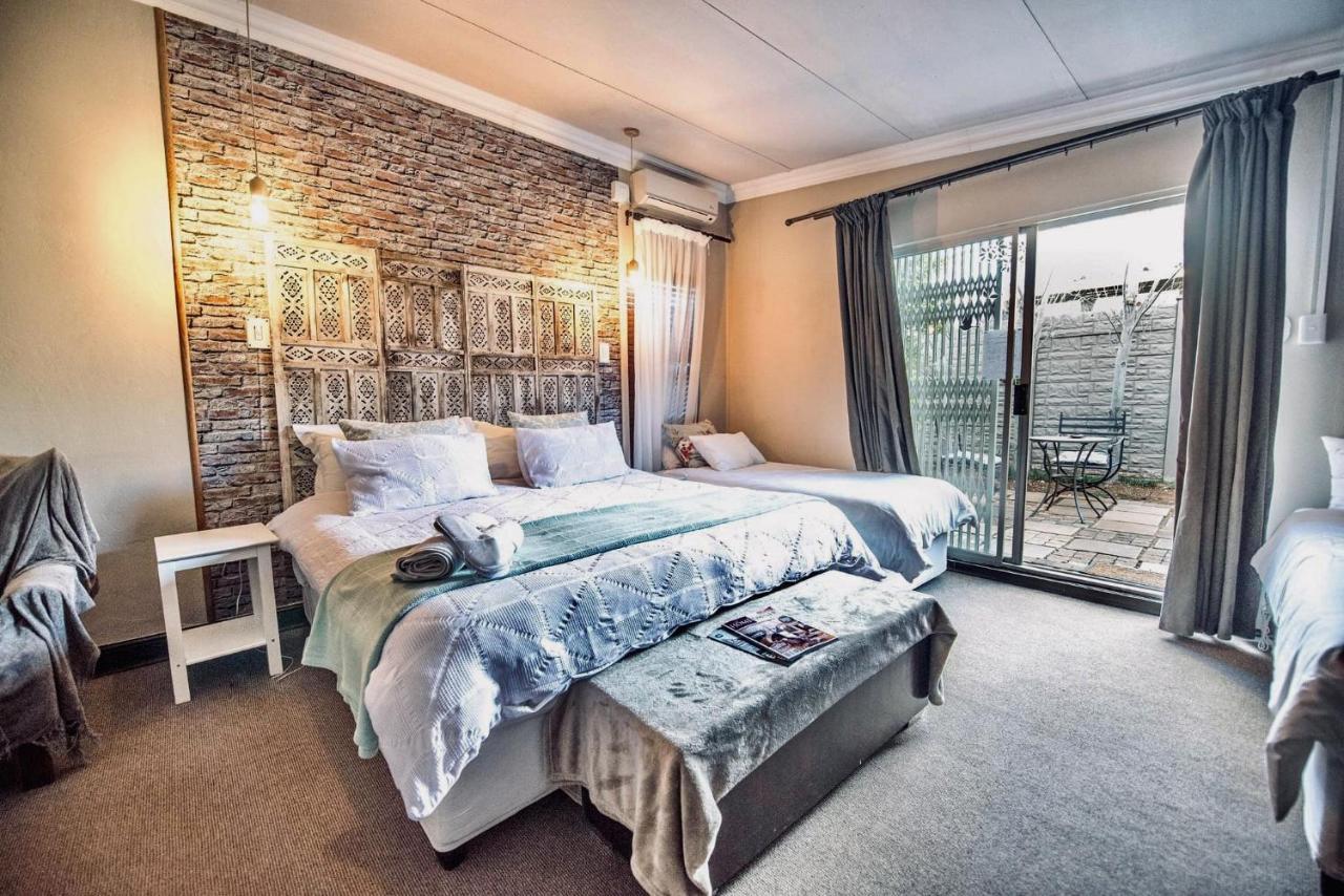 Cottonwood Guesthouse Oasis Блоемфонтейн Екстериор снимка