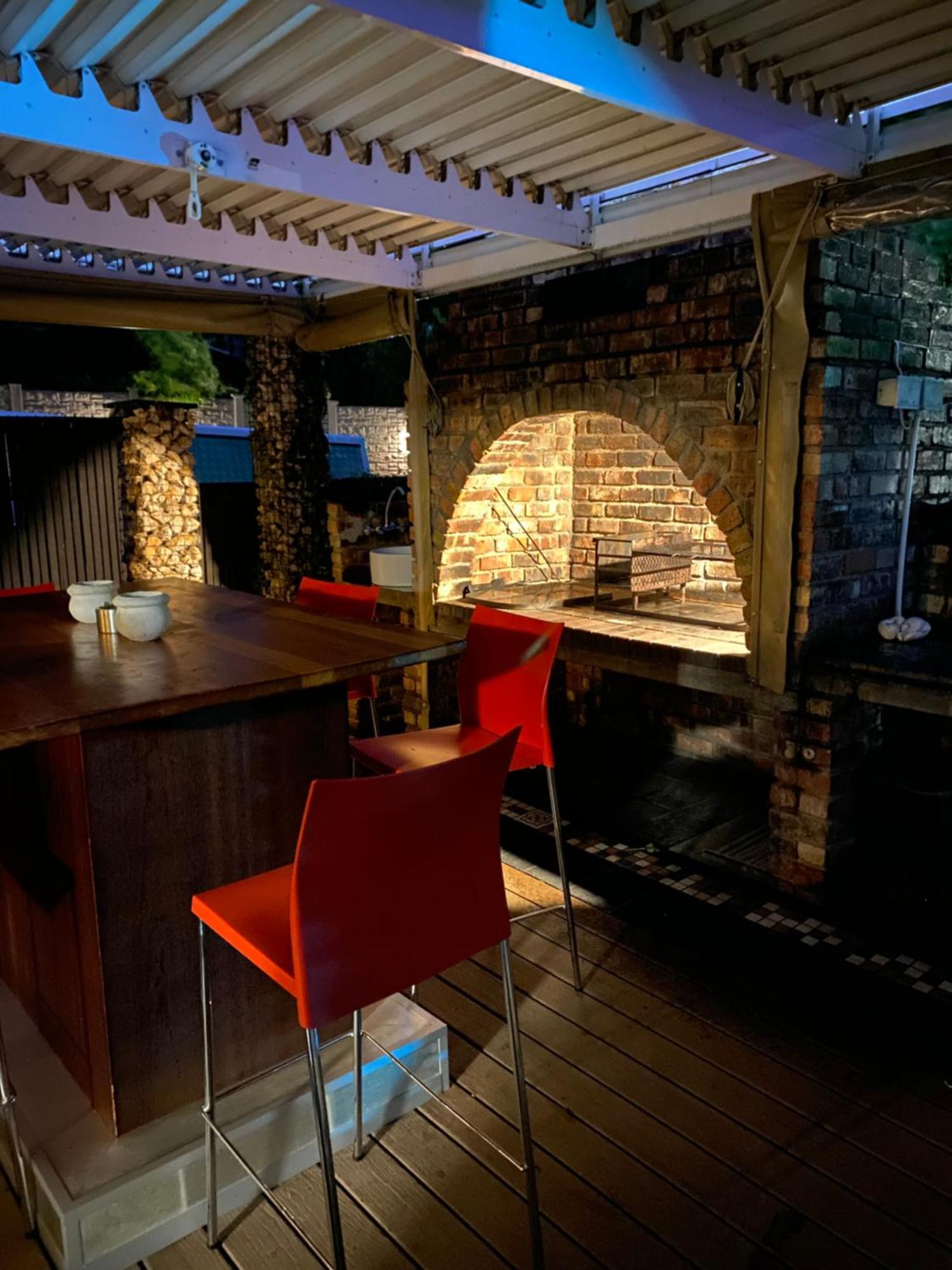 Cottonwood Guesthouse Oasis Блоемфонтейн Екстериор снимка