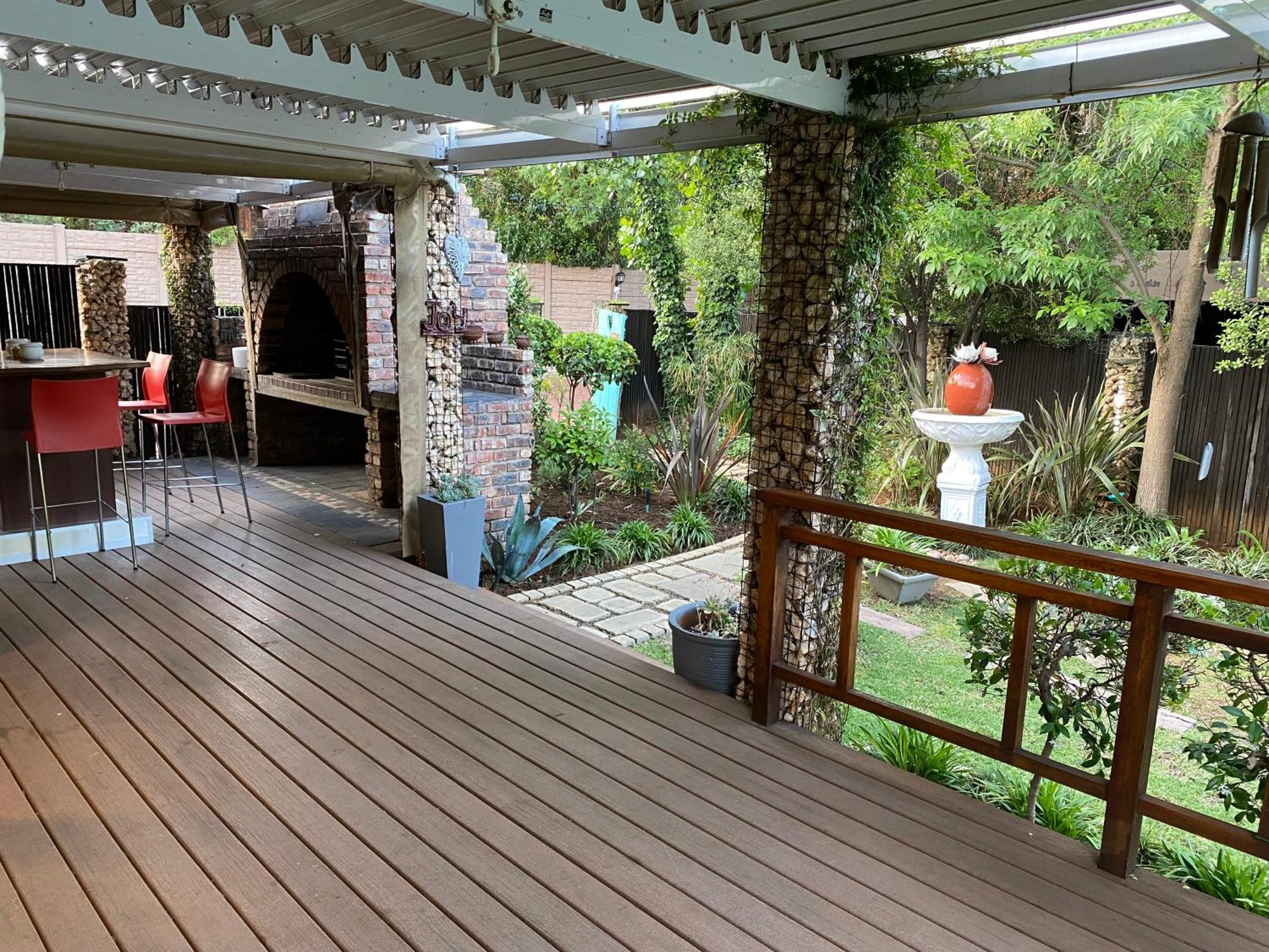 Cottonwood Guesthouse Oasis Блоемфонтейн Екстериор снимка