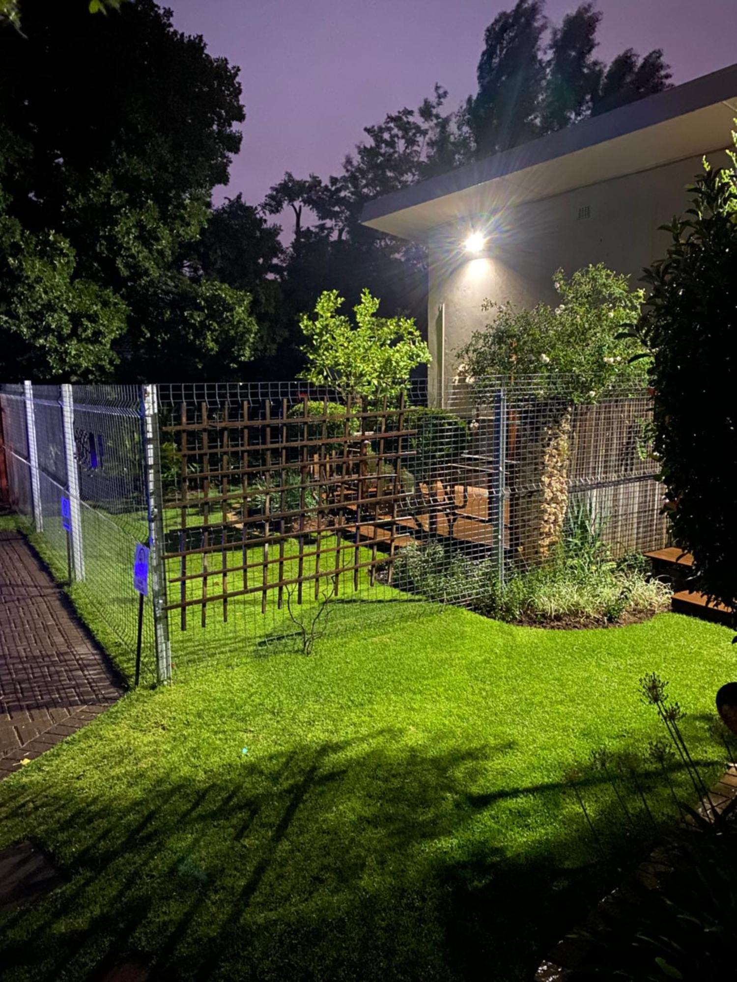 Cottonwood Guesthouse Oasis Блоемфонтейн Екстериор снимка